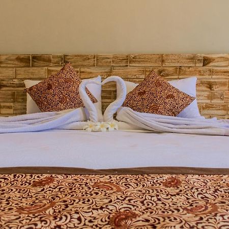 Hotel Niki Jembrana エクステリア 写真