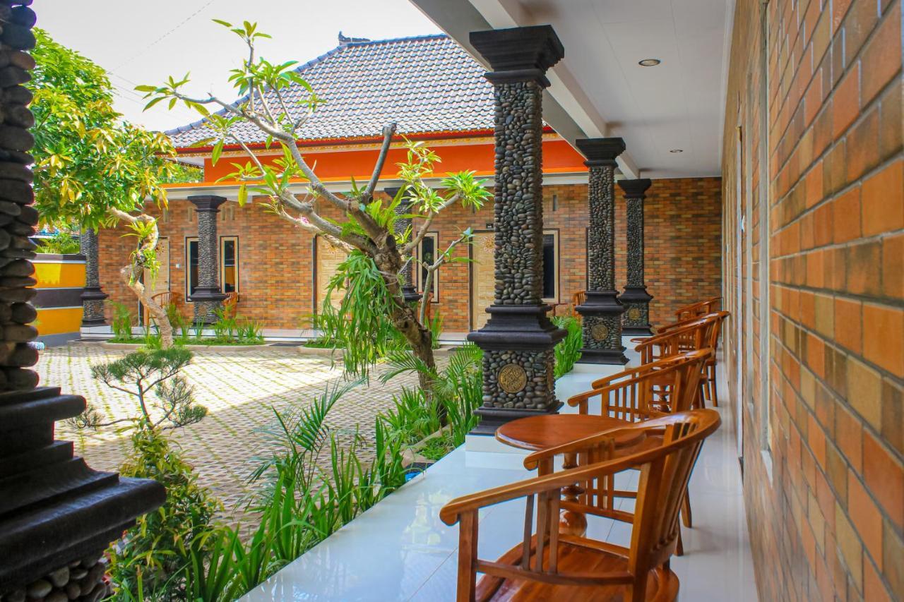 Hotel Niki Jembrana エクステリア 写真