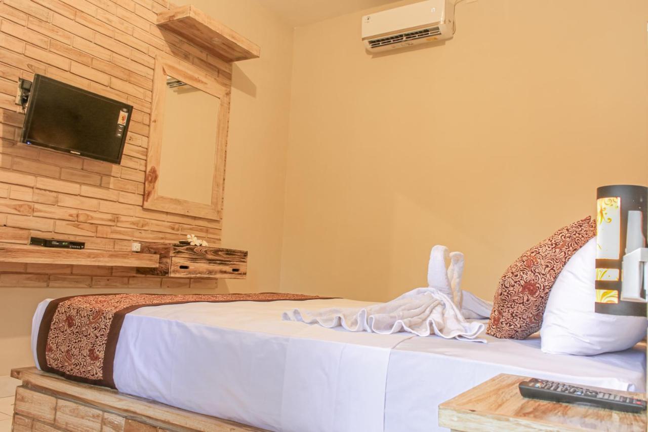 Hotel Niki Jembrana エクステリア 写真